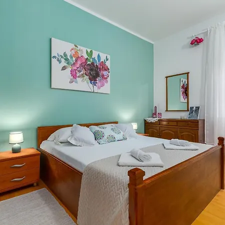 'olivia' Appartement Zadar